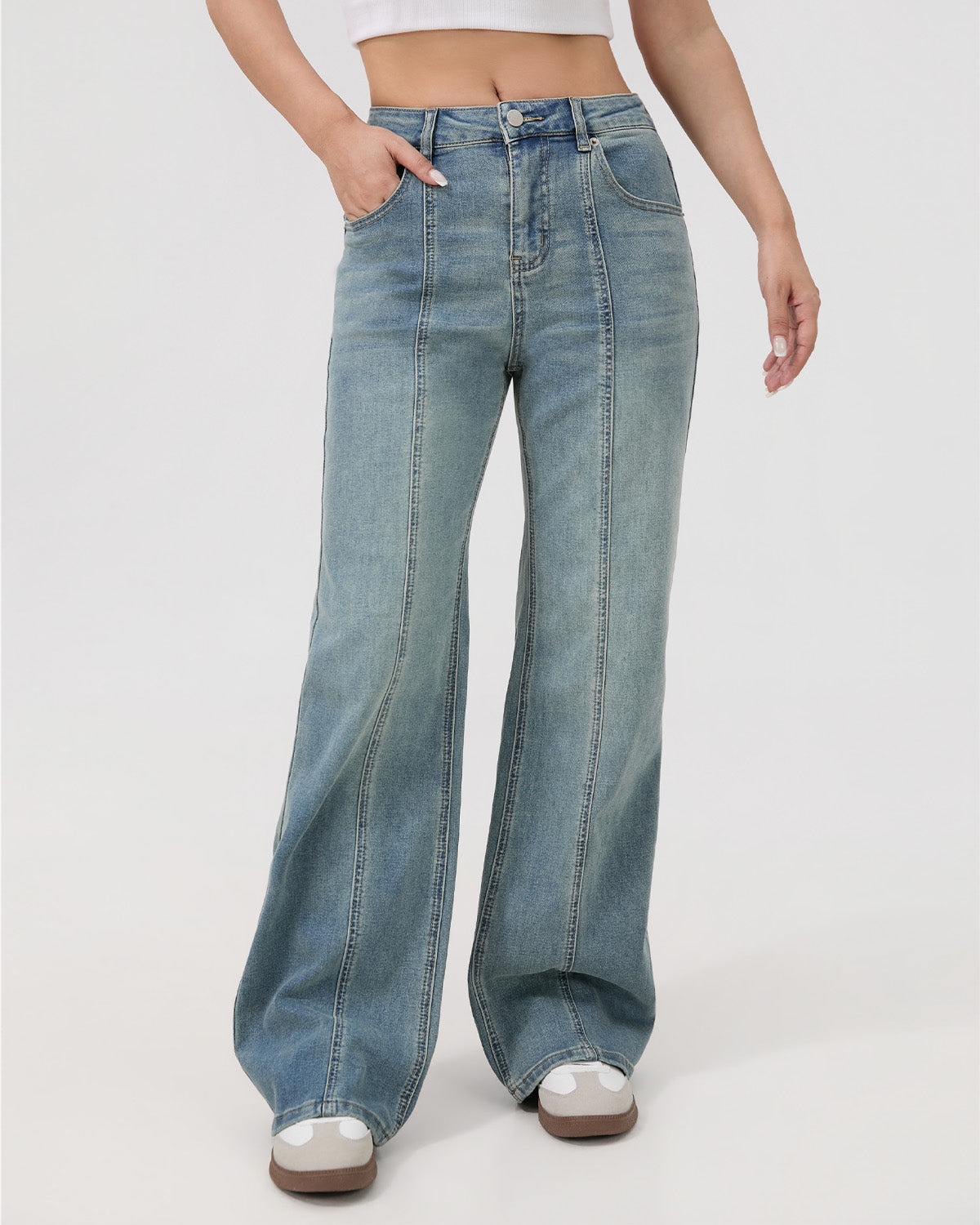 Outline Subtle Flare Jeans - Retro Blue